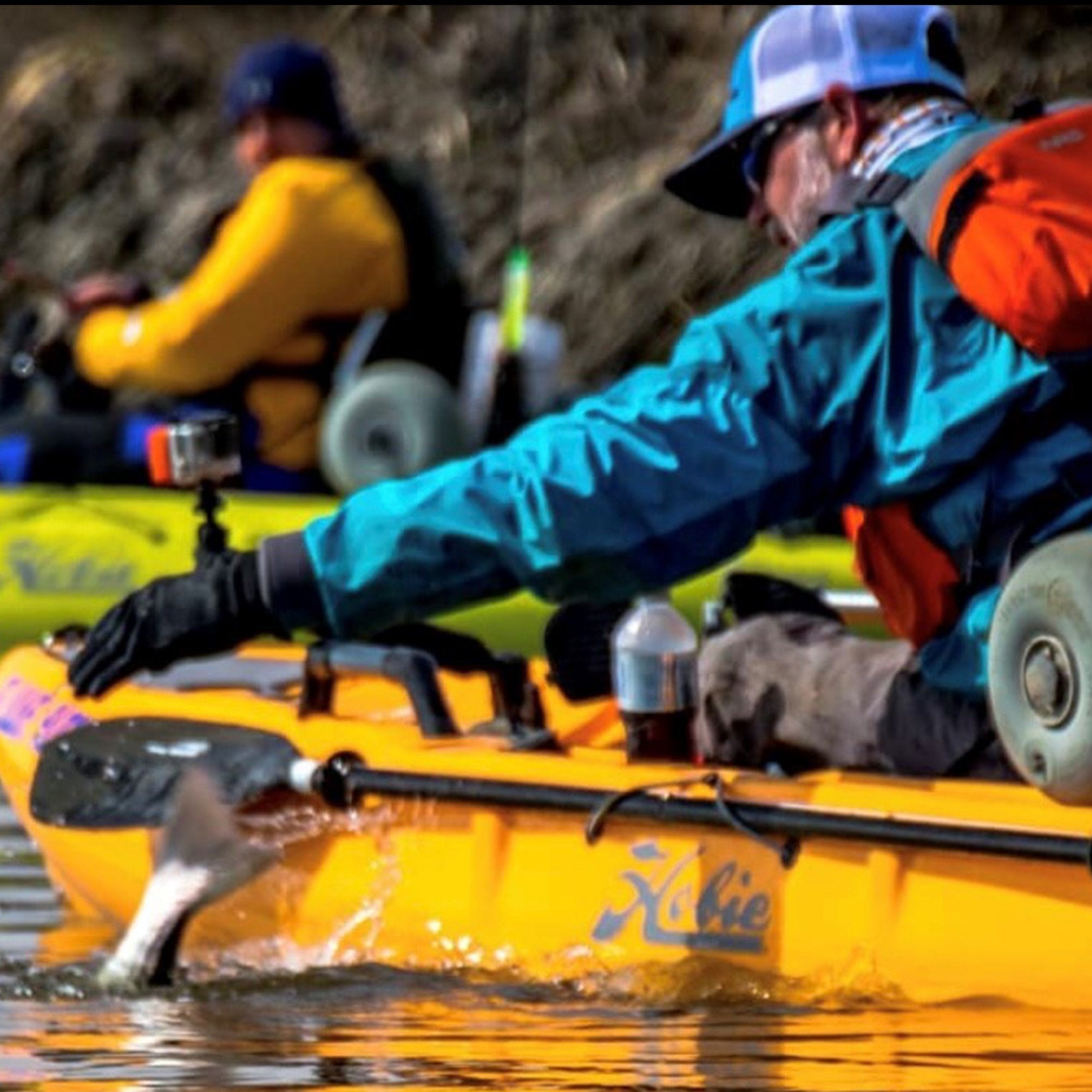 A proven workhorse for over 35 years, the Kenai Original Glove is one of our most popular gloves. This cold weather glove is designed to keep you outdoors while still giving dexterity where you need it. Crafted to withstand any adventure, this glove is perfect for any outdoor enthusiast.