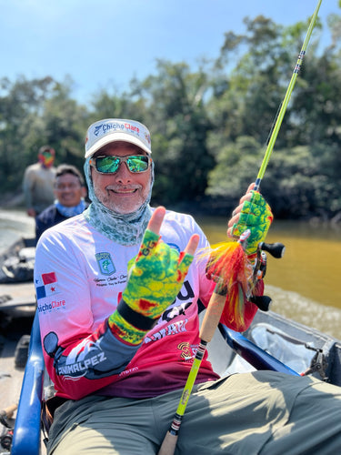 Chicho Clare Glacier Glove Pro Staff