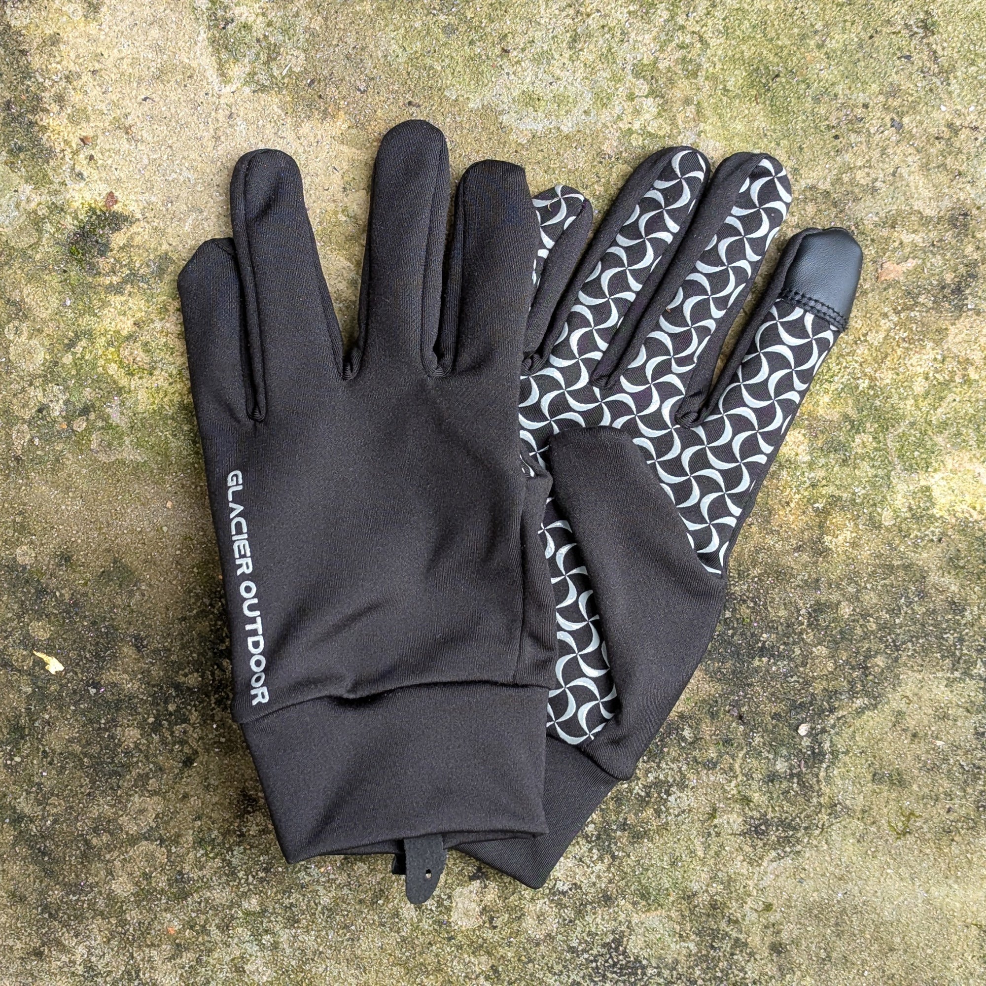 Glacier’s New Ultra-Stretch Liner Glove: A Lightweight Layer for All Seasons