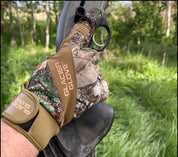 Featuring the Realtree EDGE HD pattern, the Guide Glove is designed with a focus on protection and performance. Its durability and functionality combined with dexterity and comfort makes this glove the perfect choice for rugged outdoor environments.