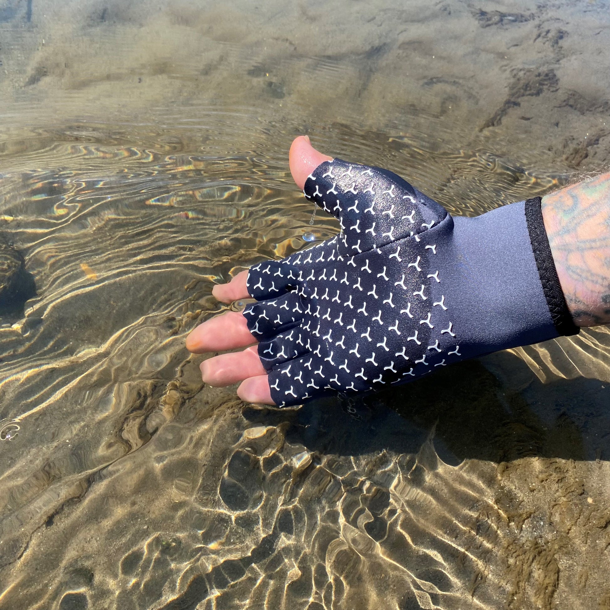 Glacier Glove Cold River Fingerless Gloves (Medium)