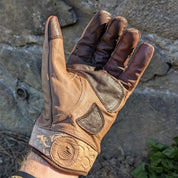 Pursuit Glove